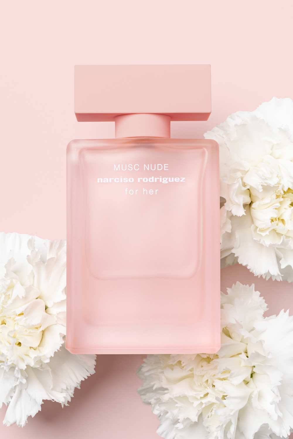 narciso rodriguez musc nude parfume with flowers | Photo by fonnesbo